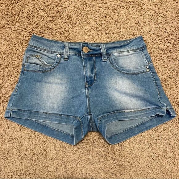 YMI Pants - YMI WannaBettaButt? Blue Jean Shorts Juniors Size 5 Mid Rise Soft Stretchy